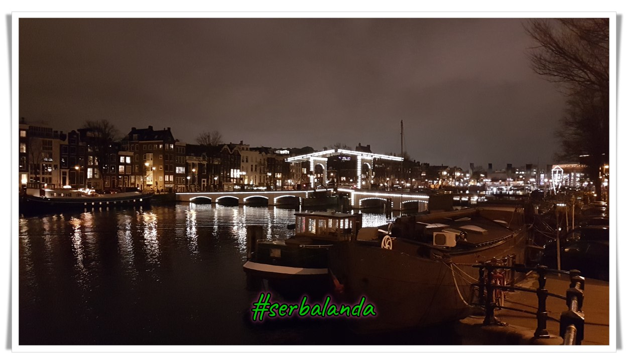 Magere Brug, Skinny Bridge, Sepakbolanda, City Tour Amsterdam